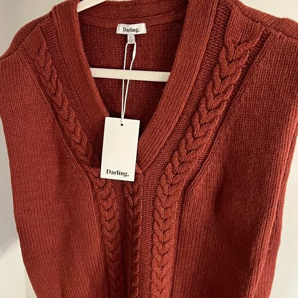 Darling Keen Vest in Sable color Size L - Picture 4 of 9